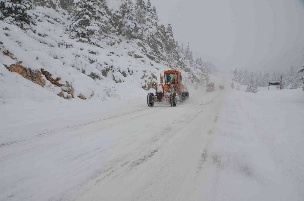 Antalya-Konya karayolu trafiğe açıldı