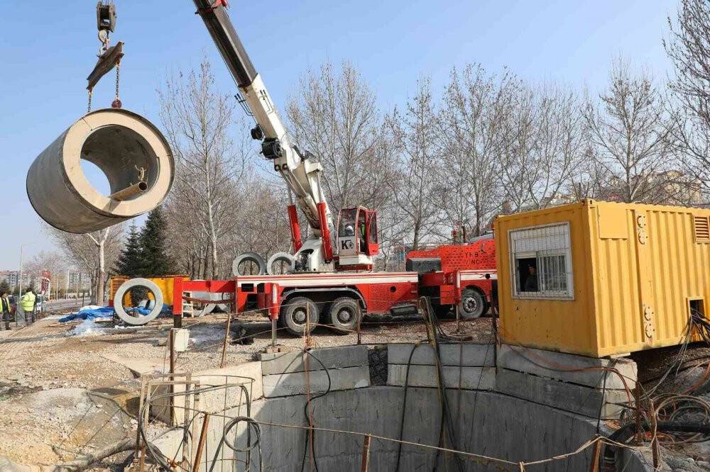 Başkan Altay: “Güçlü altyapı için 3 yeni kolektör hattını daha tamamladık”