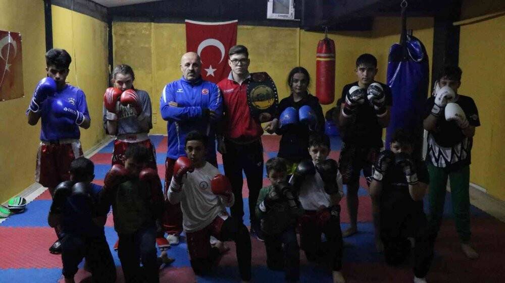 Cılızsın denilen sporcu Türkiye şampiyonu oldu