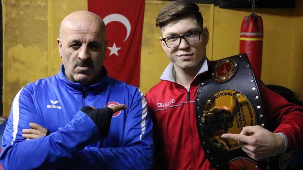 Cılızsın denilen sporcu Türkiye şampiyonu oldu