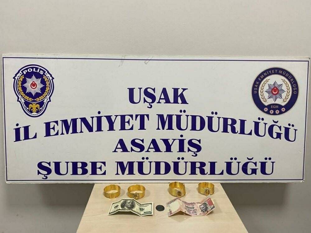 Sahte altın dolandırıcıları Uşak’ta yakalandı