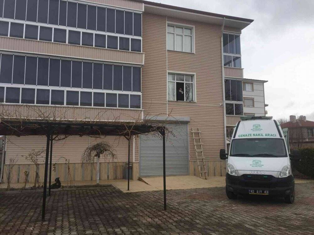 İsveç’ten Konya’ya izne gelen gurbetçi evinde ölü olarak bulundu