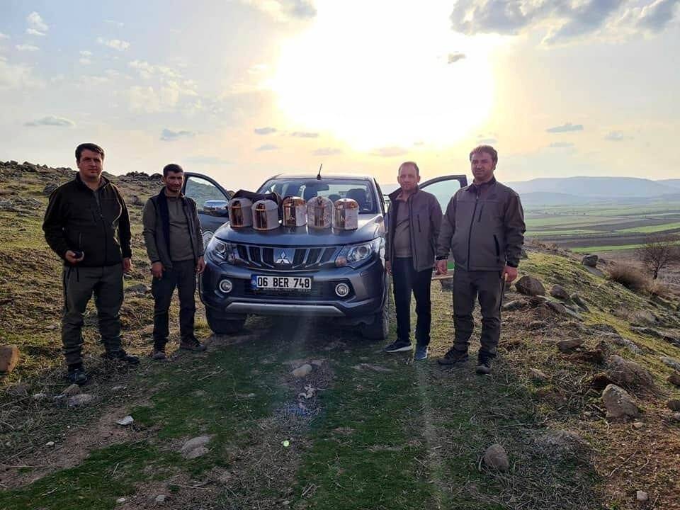 Kınalı keklik avcıları suçüstü yakalandı