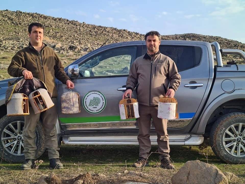 Kınalı keklik avcıları suçüstü yakalandı