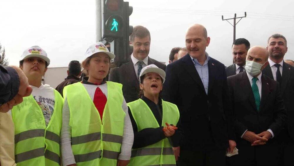 İçişleri Bakanı Soylu trafik eğitim parkını ziyaret etti
