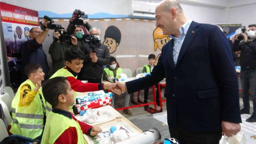 İçişleri Bakanı Soylu trafik eğitim parkını ziyaret etti