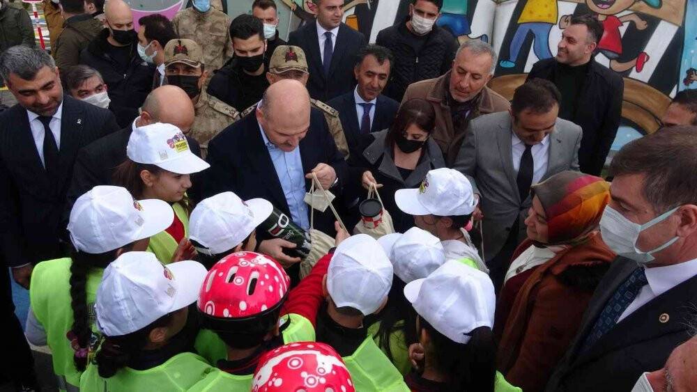 İçişleri Bakanı Soylu trafik eğitim parkını ziyaret etti