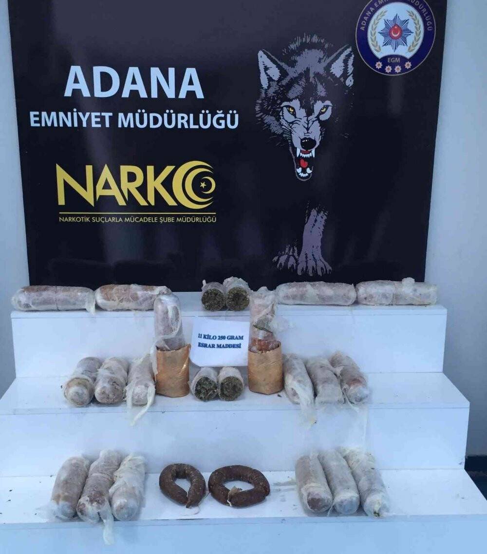 Kavurma arasında 11 kilo esrar ele geçirildi