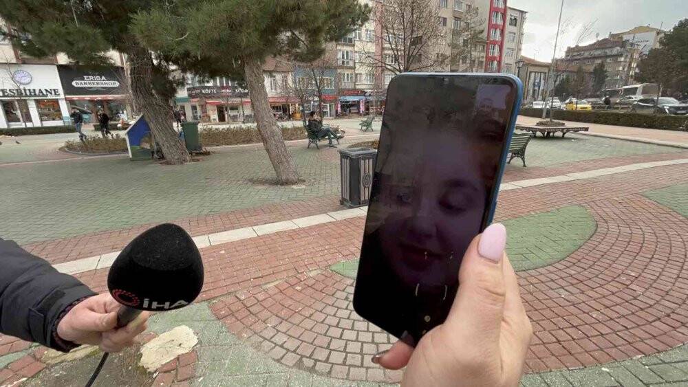 Savaş bölgesindeki kızı ile görüntülü konuştu