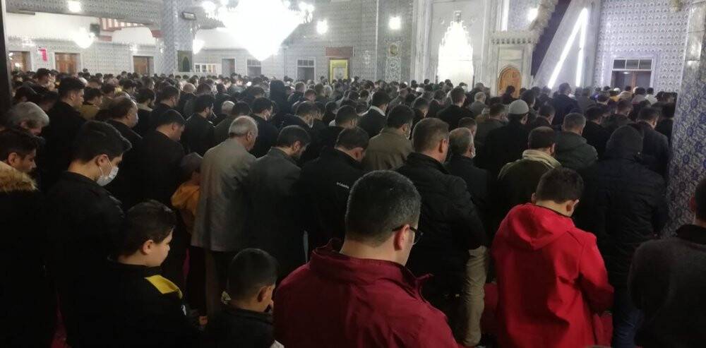 Balıklıgöl’de Miraç Kandili yoğunluğu