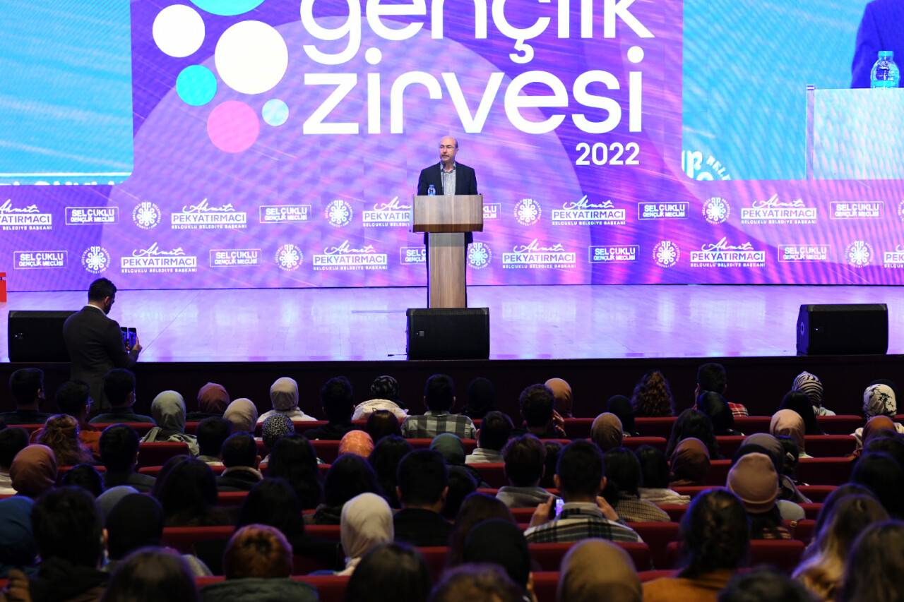 genclik-zirvesi-1.jpg