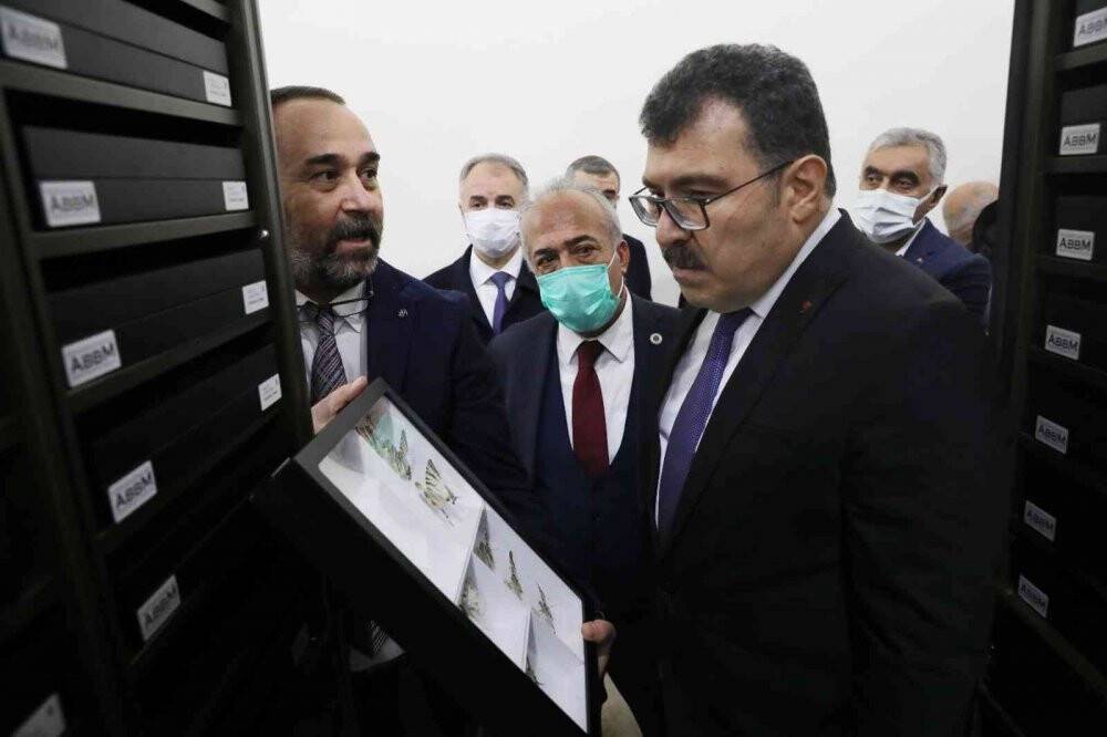 TÜBİTAK Başkanı Mandal, Atatürk Üniversitesini ziyaret etti