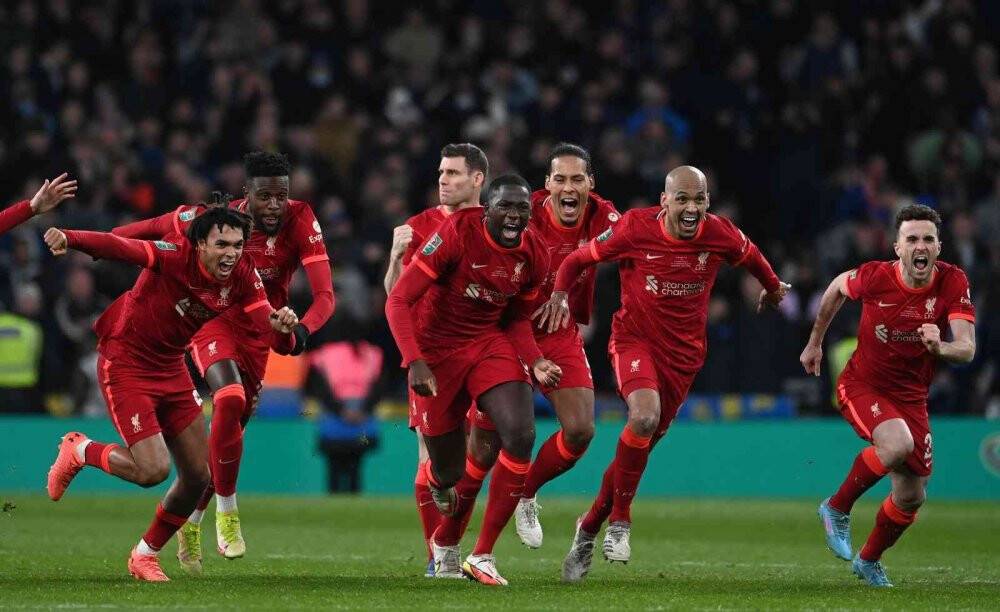 Arrizabalaga penaltıyı kaçırdı, Liverpool kupayı kaldırdı