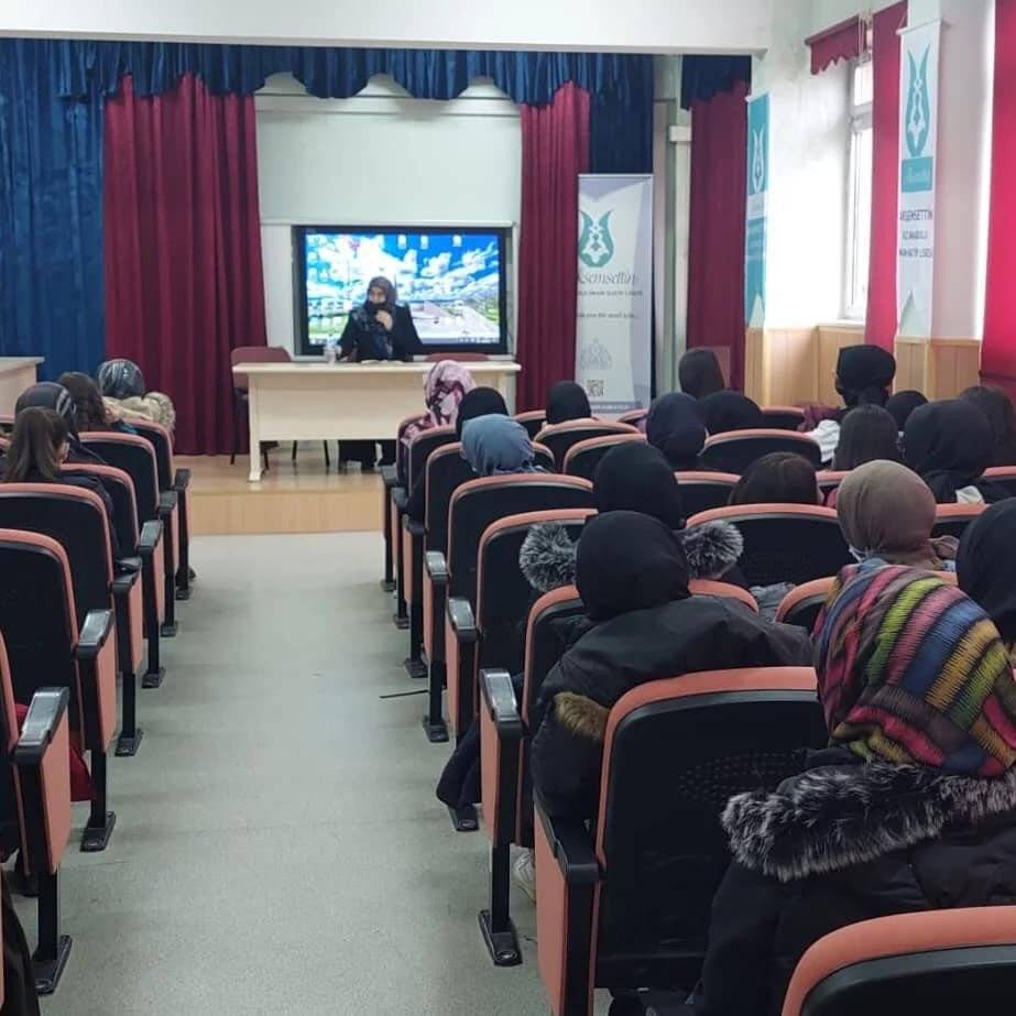 Kütahya’da “28 Şubat Postmodern Darbe” gündemli panel