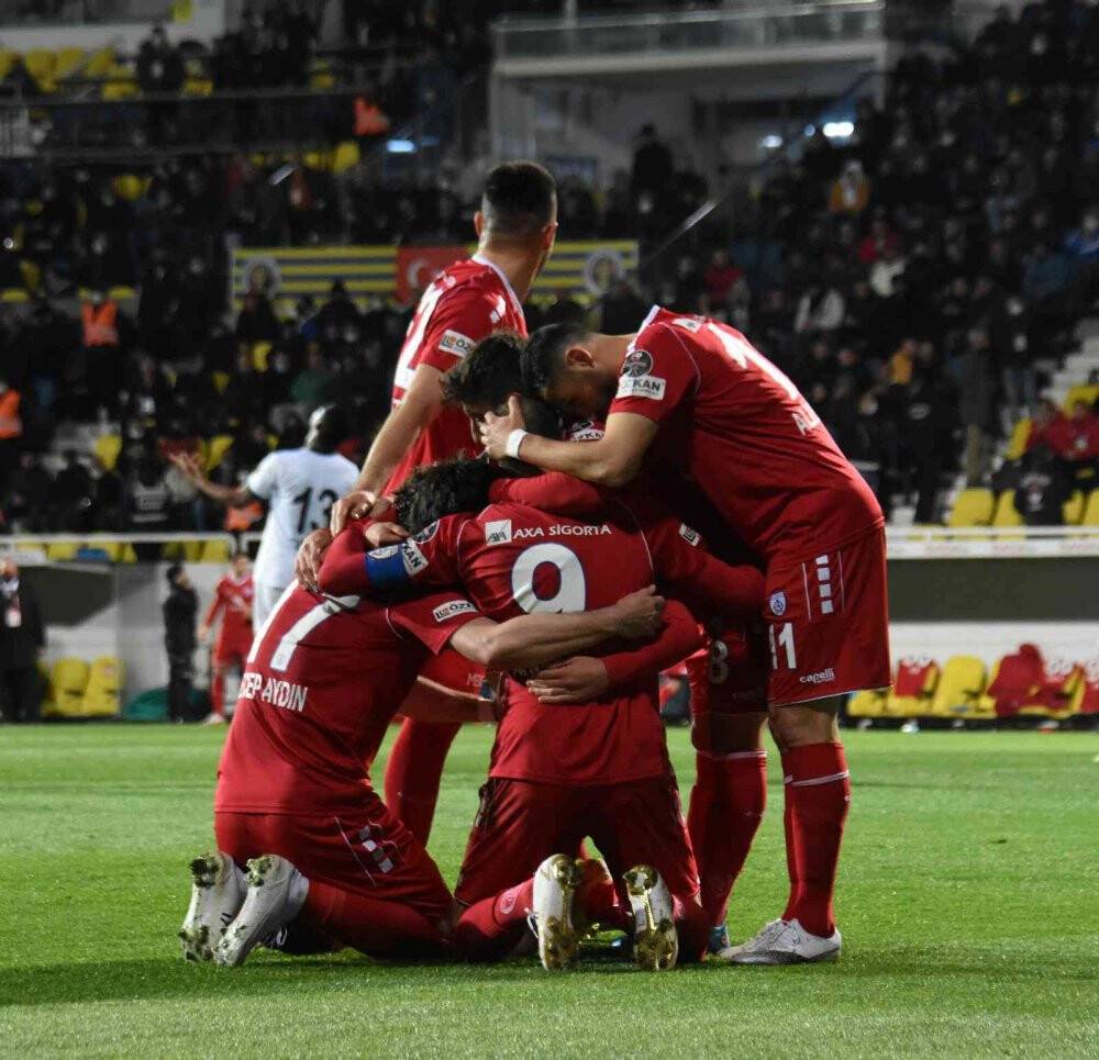 Spor Toto 1. Lig: Menemenspor: 0 - Altınordu: 1