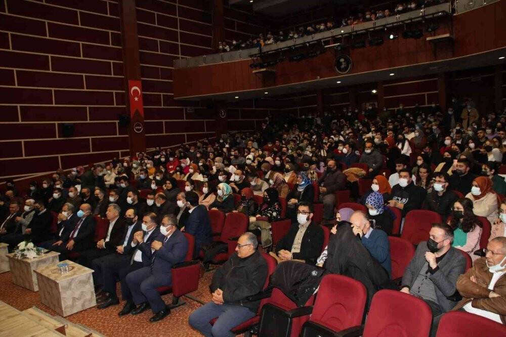 Akşehir’de 28 Şubat postmodern darbe anlatıldı