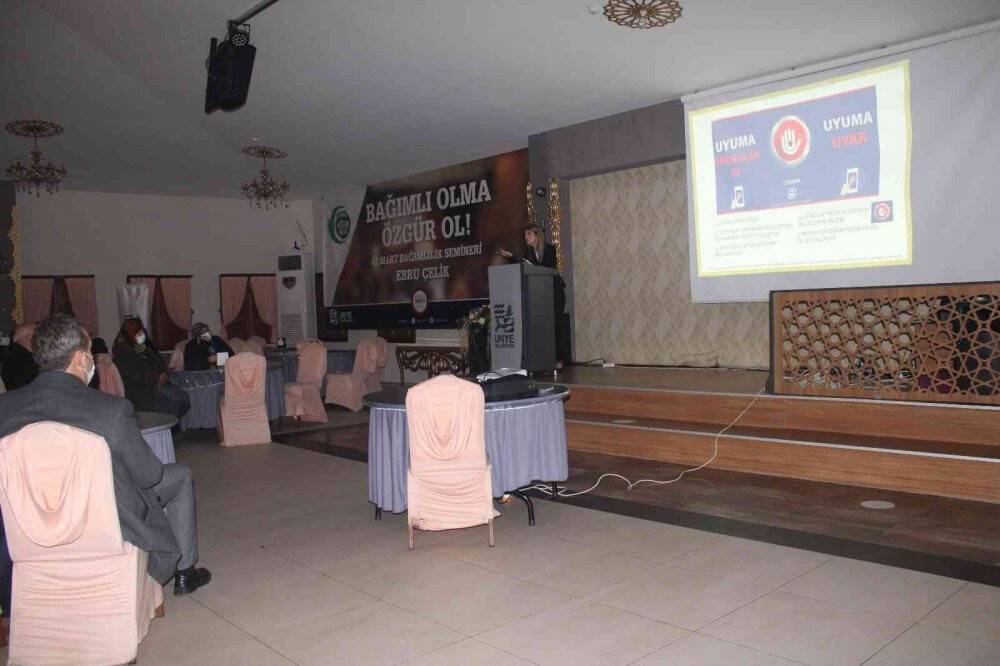 Ordu’da bağımlılıkla mücadele semineri düzenledi