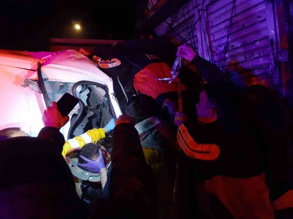 Afyon-Konya yolunda kaza