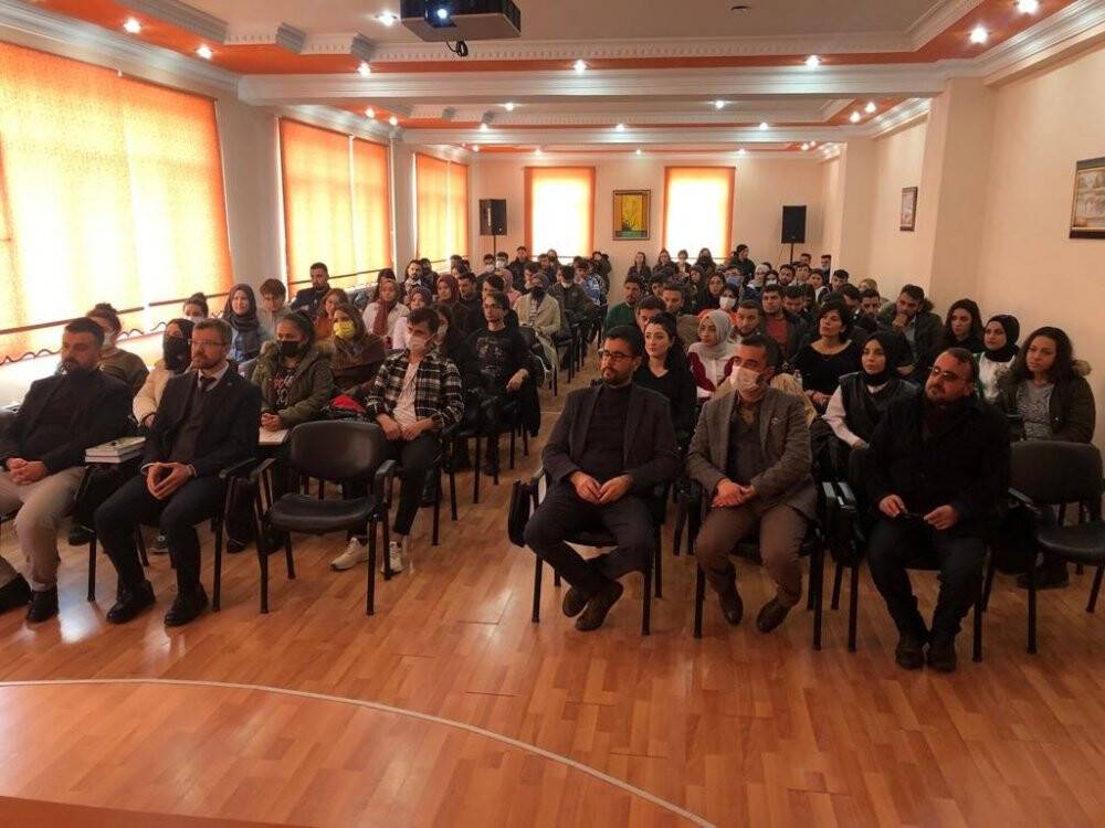 Hadim’de insan hayatında zamanın önemi konulu konferans verildi