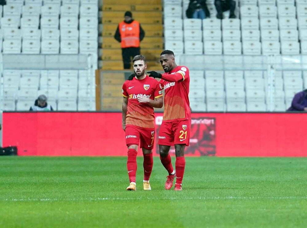 Ziraat Türkiye Kupası: Beşiktaş: 0 - Kayserispor: 1 (Maç devam ediyor)