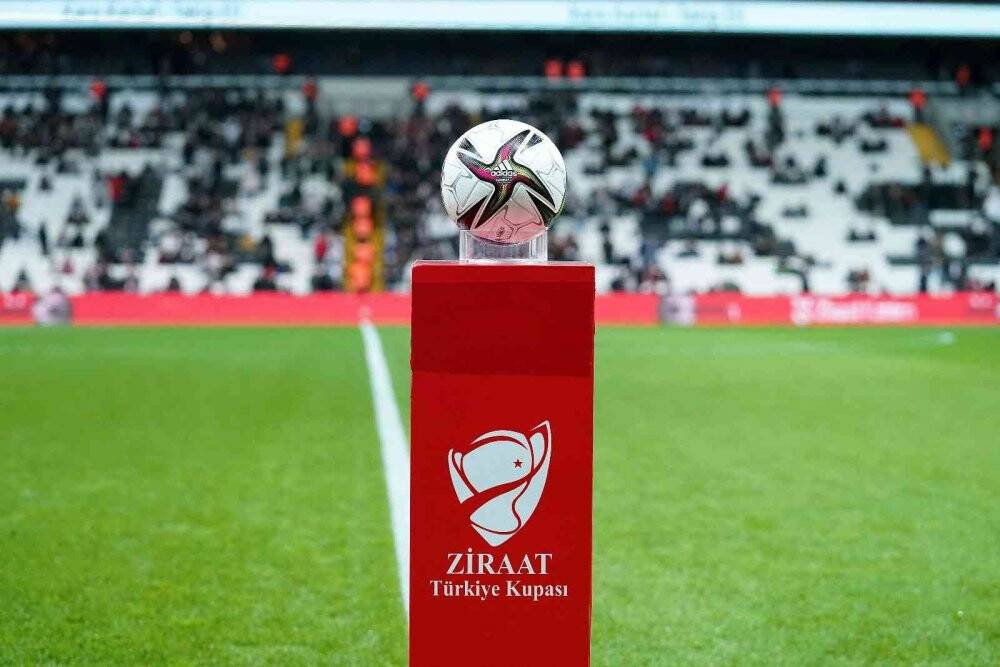 Ziraat Türkiye Kupası: Beşiktaş: 0 - Kayserispor: 1 (Maç devam ediyor)