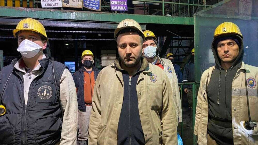 30 yıl önceki faciada şehit düşen 263 madenci dualarla anıldı