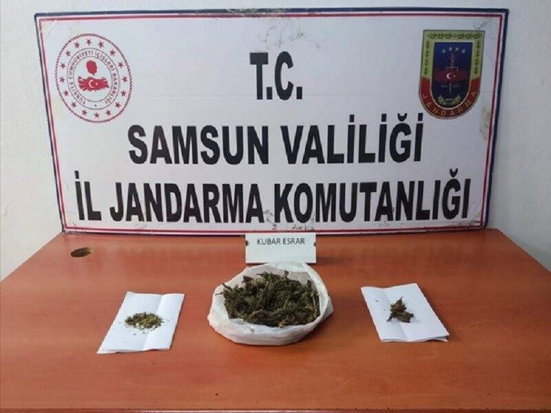 Jandarmadan zehir tacirlerine geçit yok