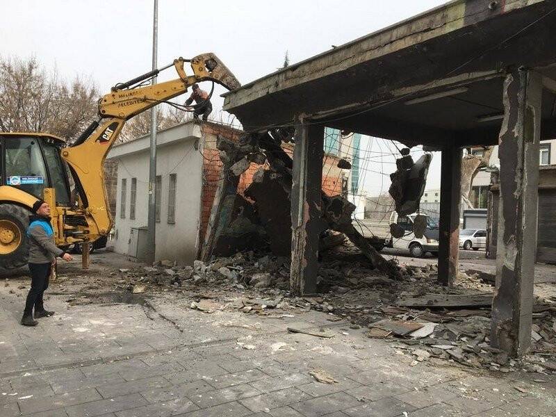 Yıkım sonrası tarihi ve sosyal alan ortaya çıktı