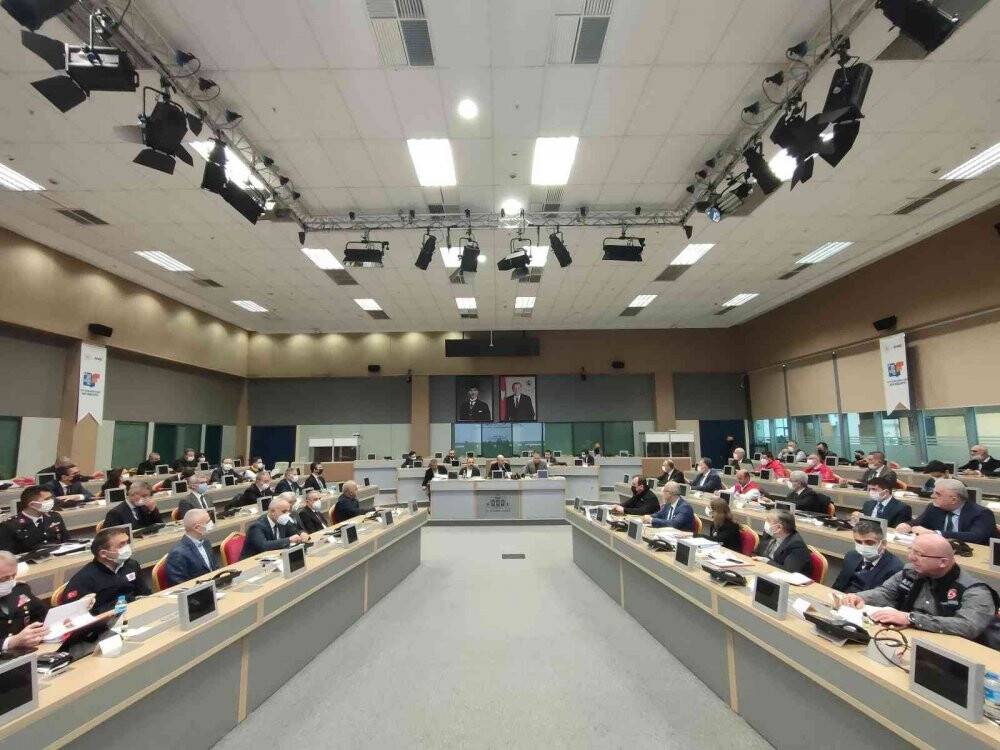 Bakan Soylu uyardı: Bu bir sır değil, deprem beklentimiz var