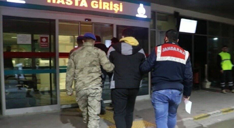 İzmir merkezli FETÖ operasyonunda 87 şüpheli gözaltında