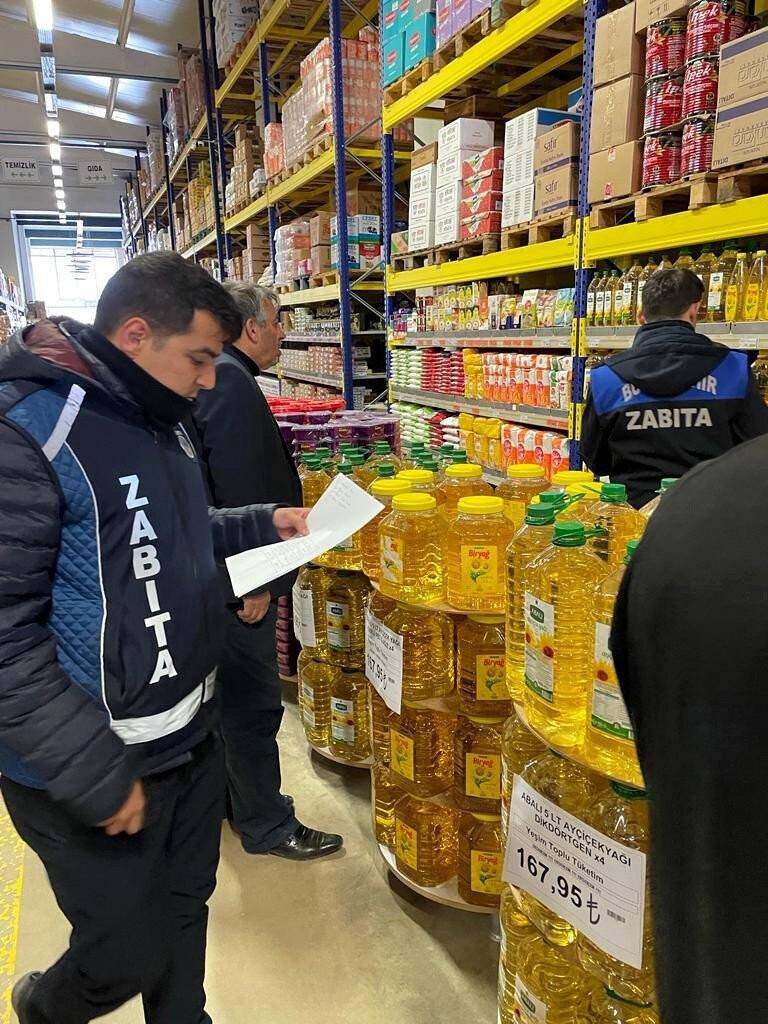 Van’da yağ stokçularına ceza