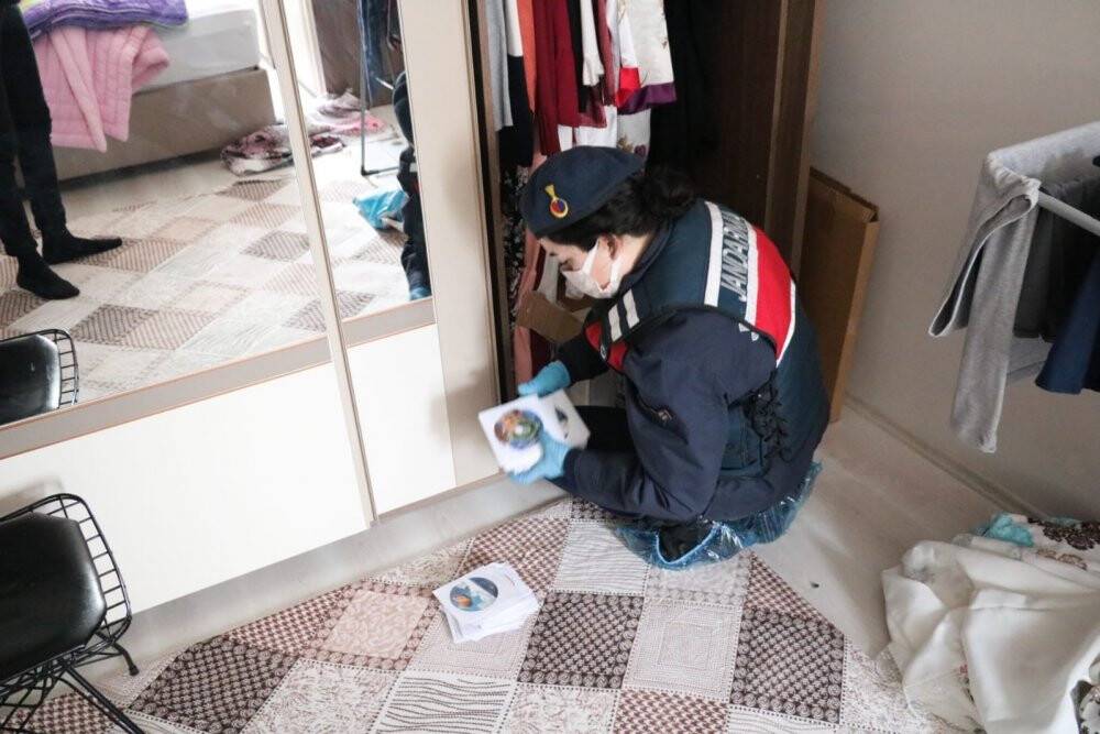 20 kişinin gözaltına alındığı DEAŞ operasyonunun detayları belli oldu