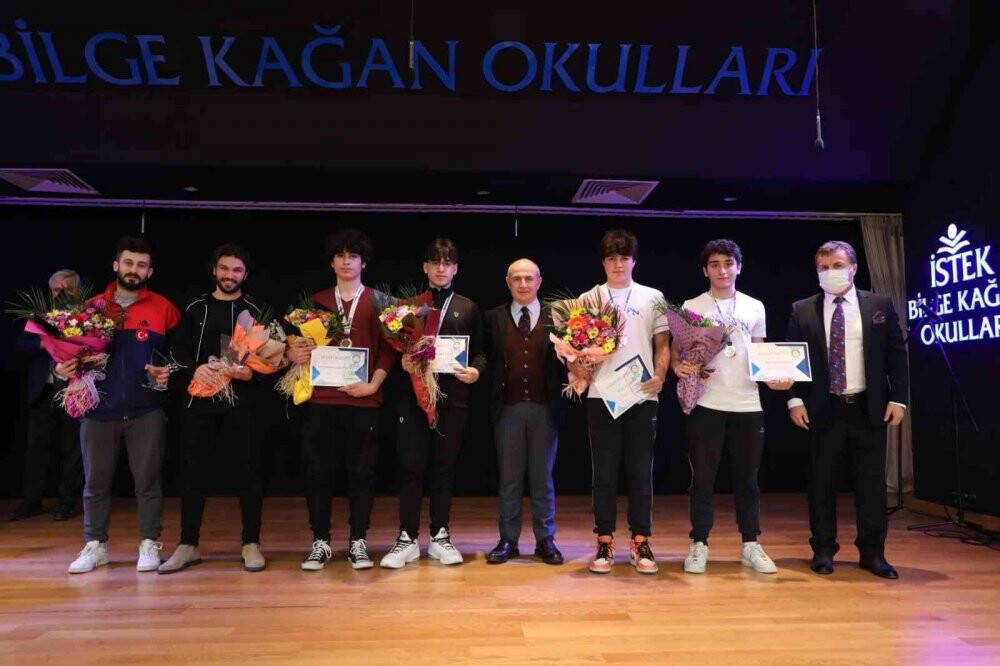 Türkiye’ye altın madalya kazandırdılar