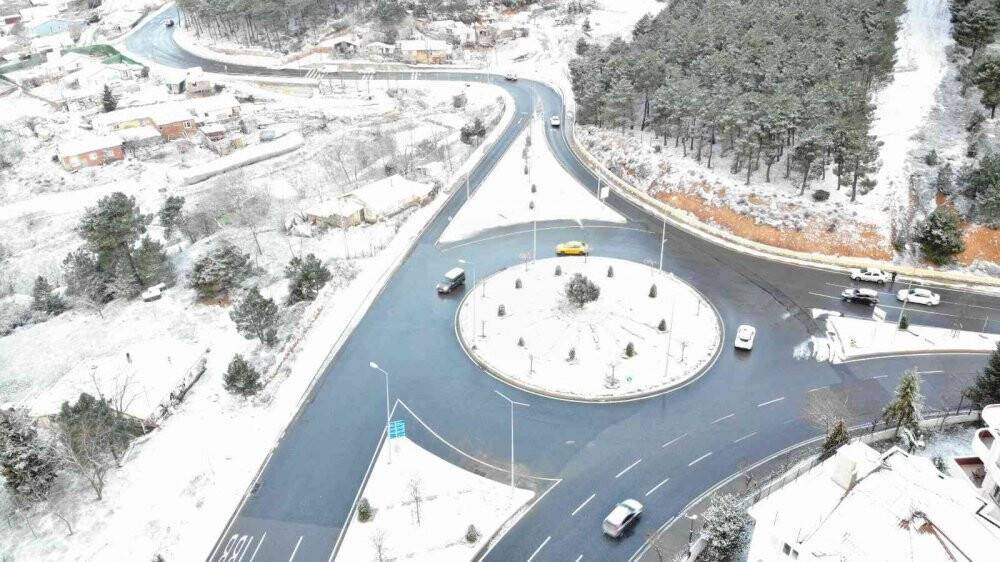 İstanbul’a etkili olan kar yağışı havadan görüntülendi