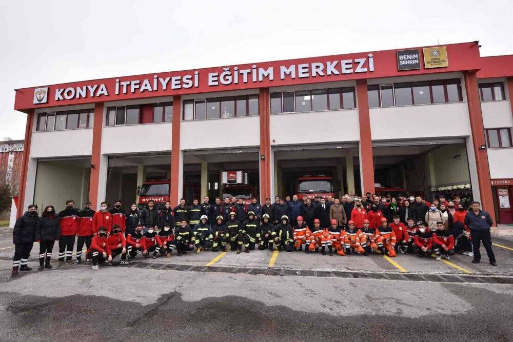 Konya Büyükşehir itfaiyesi farklı ülkelerden itfaiyecilere eğitim veriyor