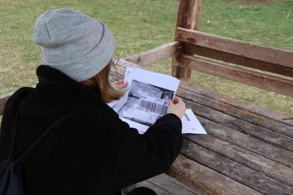 Telefonunu tamire gönderdi, hayatının şokunu yaşadı