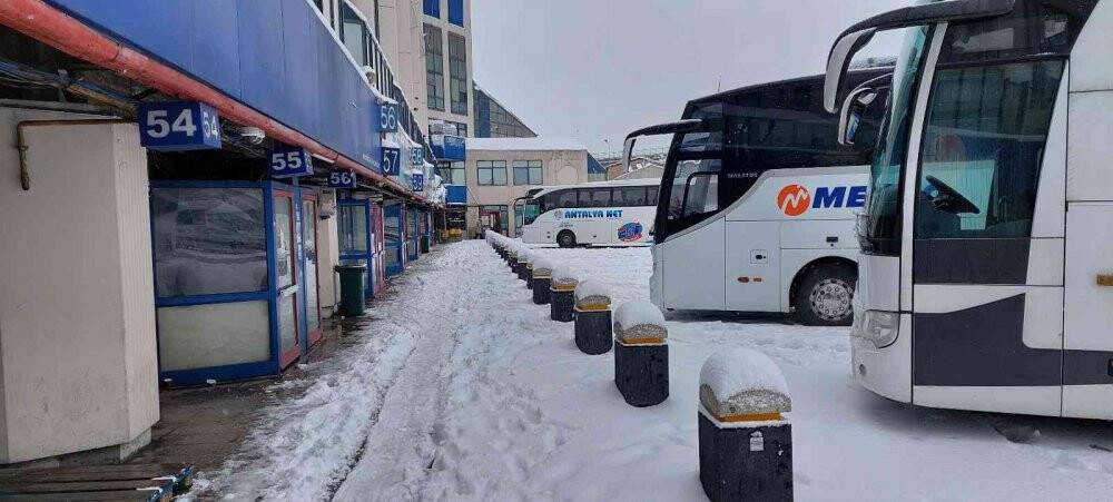 İstanbul'da şehirlerarası otobüs seferleri iptal edildi