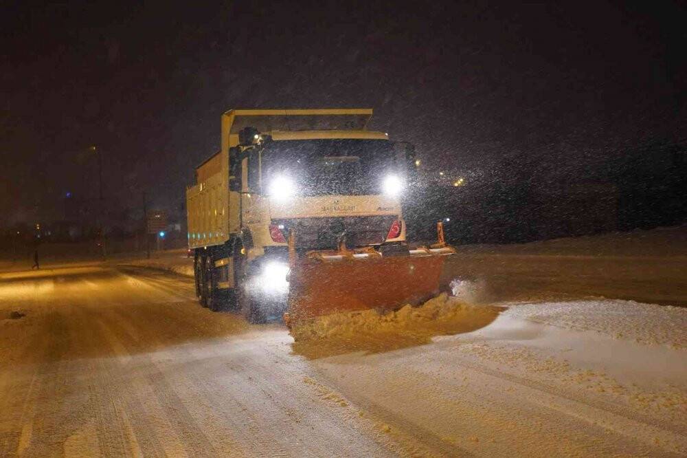Selçuklu’da kar mesaisi yeniden başladı