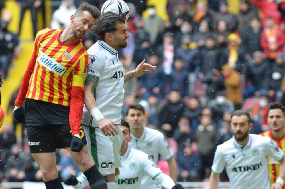 Kayserispor: 2 - Konyaspor: 1 (İlk yarı)