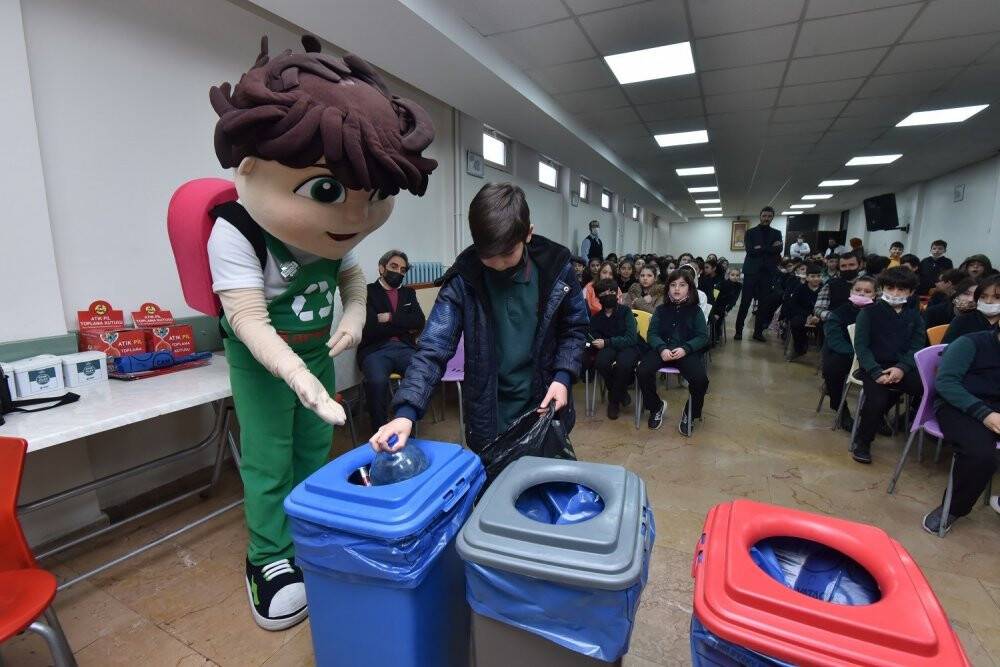 Karatay Belediyesi “Karatay Çevre ve Sıfır Atık Çocuk Meclisini" kurdu