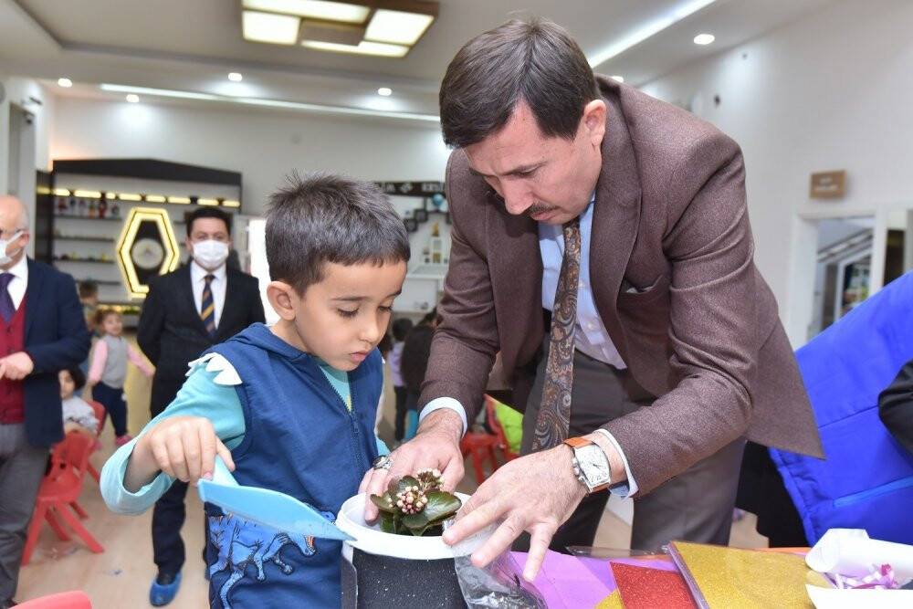 Karatay Belediyesi “Karatay Çevre ve Sıfır Atık Çocuk Meclisini" kurdu
