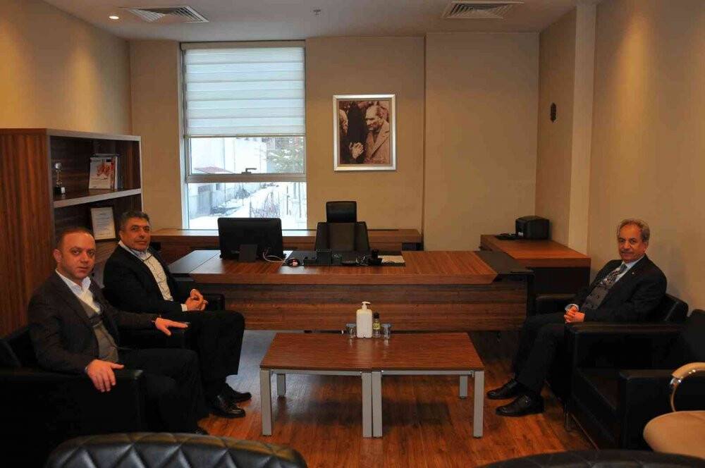 Başkan Akkaya sağlık çalışanlarının Tıp Bayramı'nı kutladı