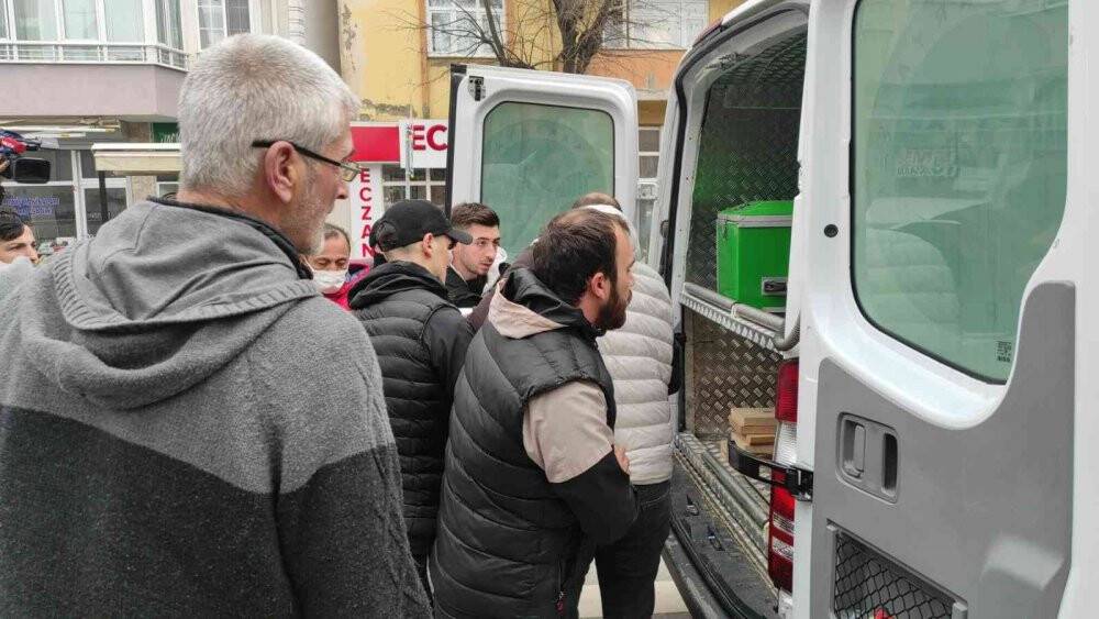 Eşi tarafından tüfekle vurulan kadın yaşam savaşını kaybetti