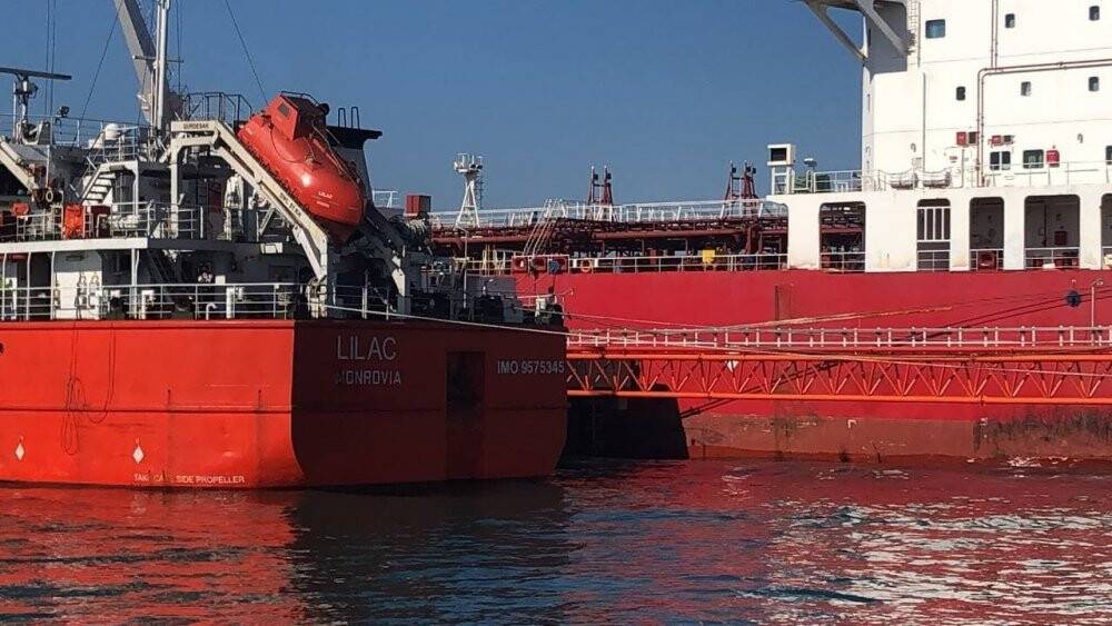 Ayçiçek yağı yüklü ilk gemi Mersin’e ulaştı