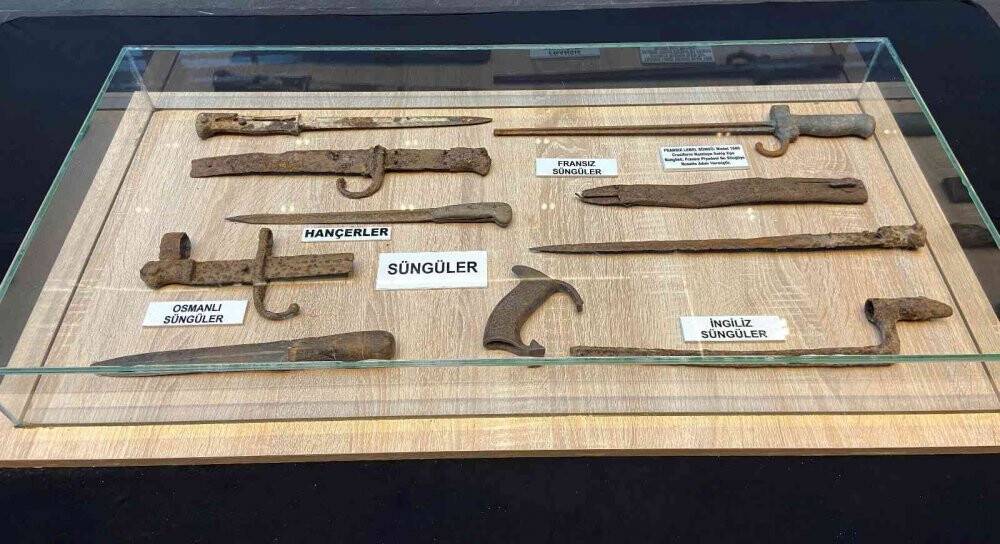 Çanakkale Savaşı’nın izlerini taşıyan sergi 107 yıl öncesine götürüyor