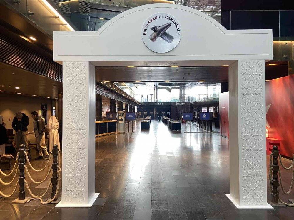 Çanakkale Savaşı’nın izlerini taşıyan sergi 107 yıl öncesine götürüyor