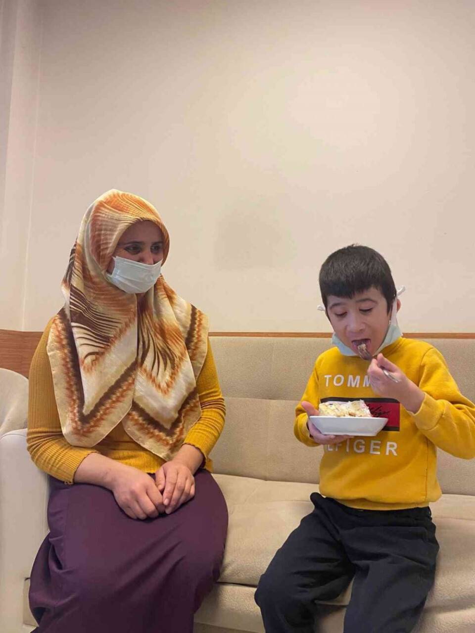 Kısa bağırsak hastası çocuk artık yemek yiyebilecek