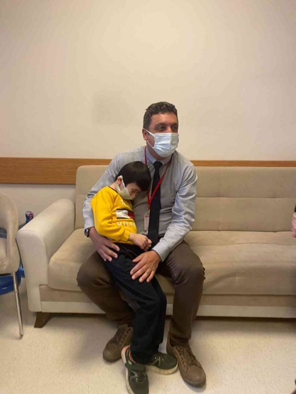 Kısa bağırsak hastası çocuk artık yemek yiyebilecek