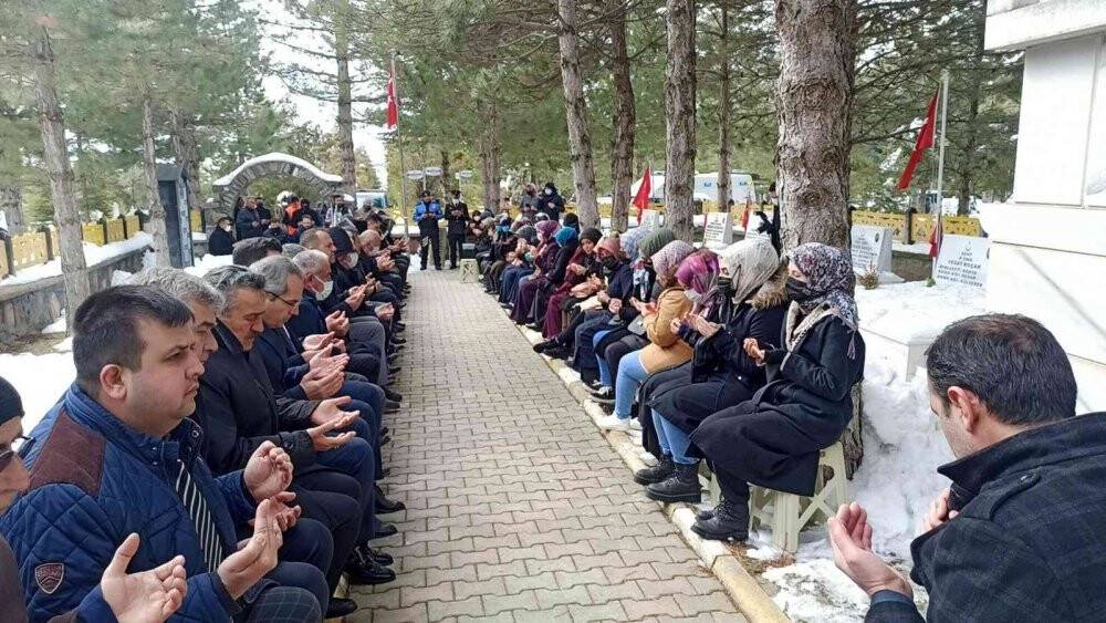 Şehit yeğeni duygulandırdı