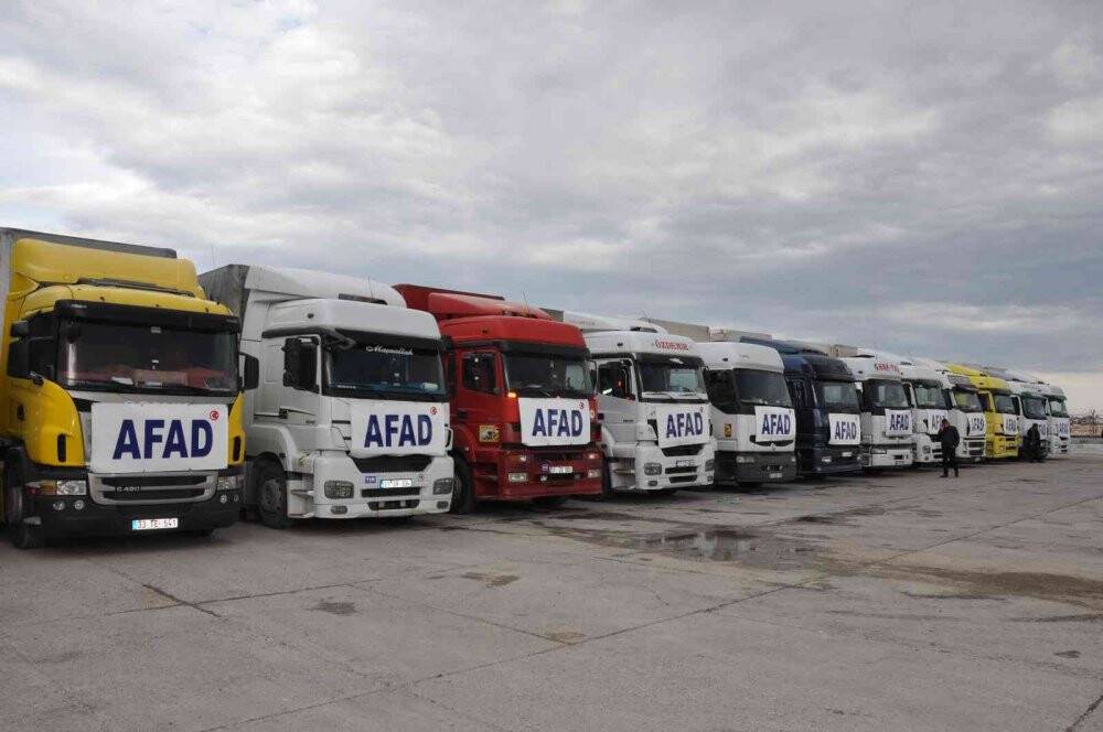 Türkiye’den Lübnan’a 524 ton insani yardım gönderildi